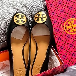 Authentic Tory Burch leather ballet flats